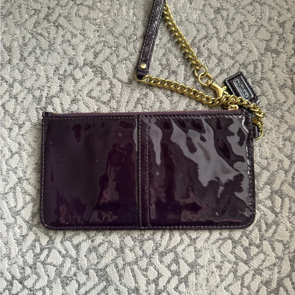 Coach Madison Chain Wristlet Aubergine/Plum Patent Leather